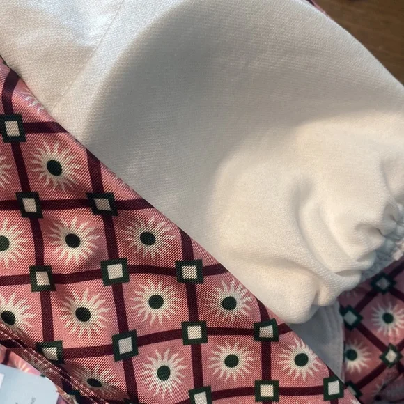 NWT SHADE & SHORE Swimsuit s 4-6 - Picture 8 of 8